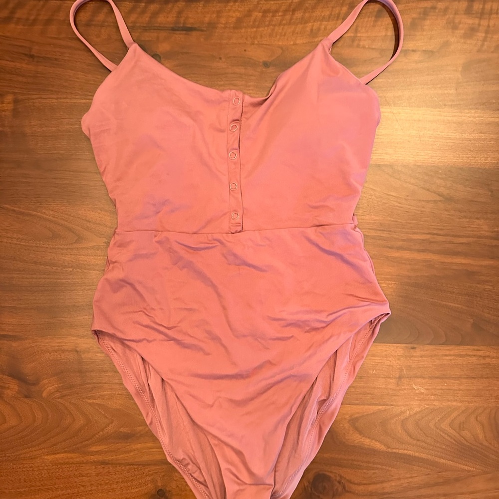 Andie The Snap Swimsuit Size M